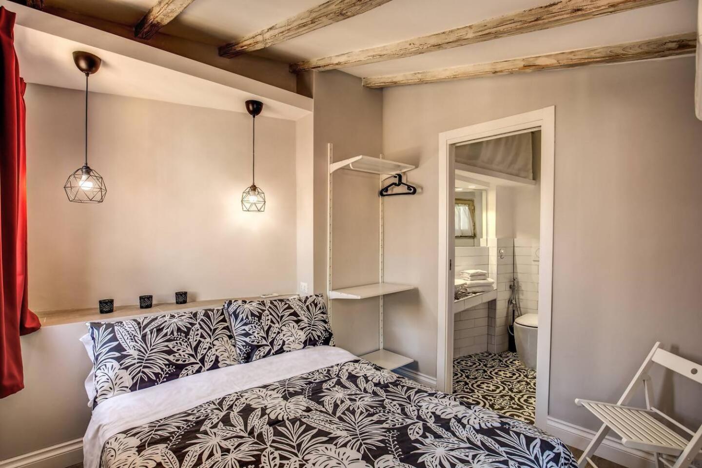 Appartamento Attic With Terrace By Trevi Fountain Roma Esterno foto