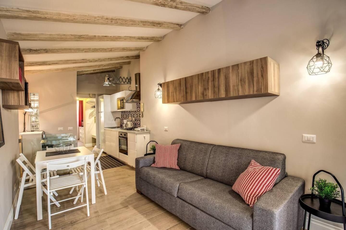 Appartamento Attic With Terrace By Trevi Fountain Roma Esterno foto