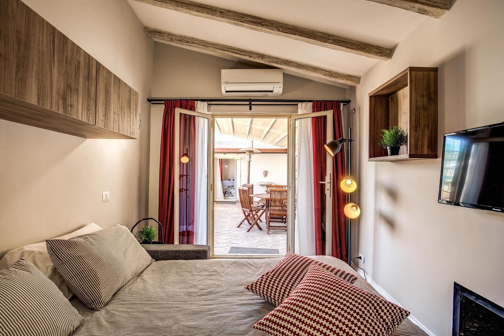 Appartamento Attic With Terrace By Trevi Fountain Roma Esterno foto